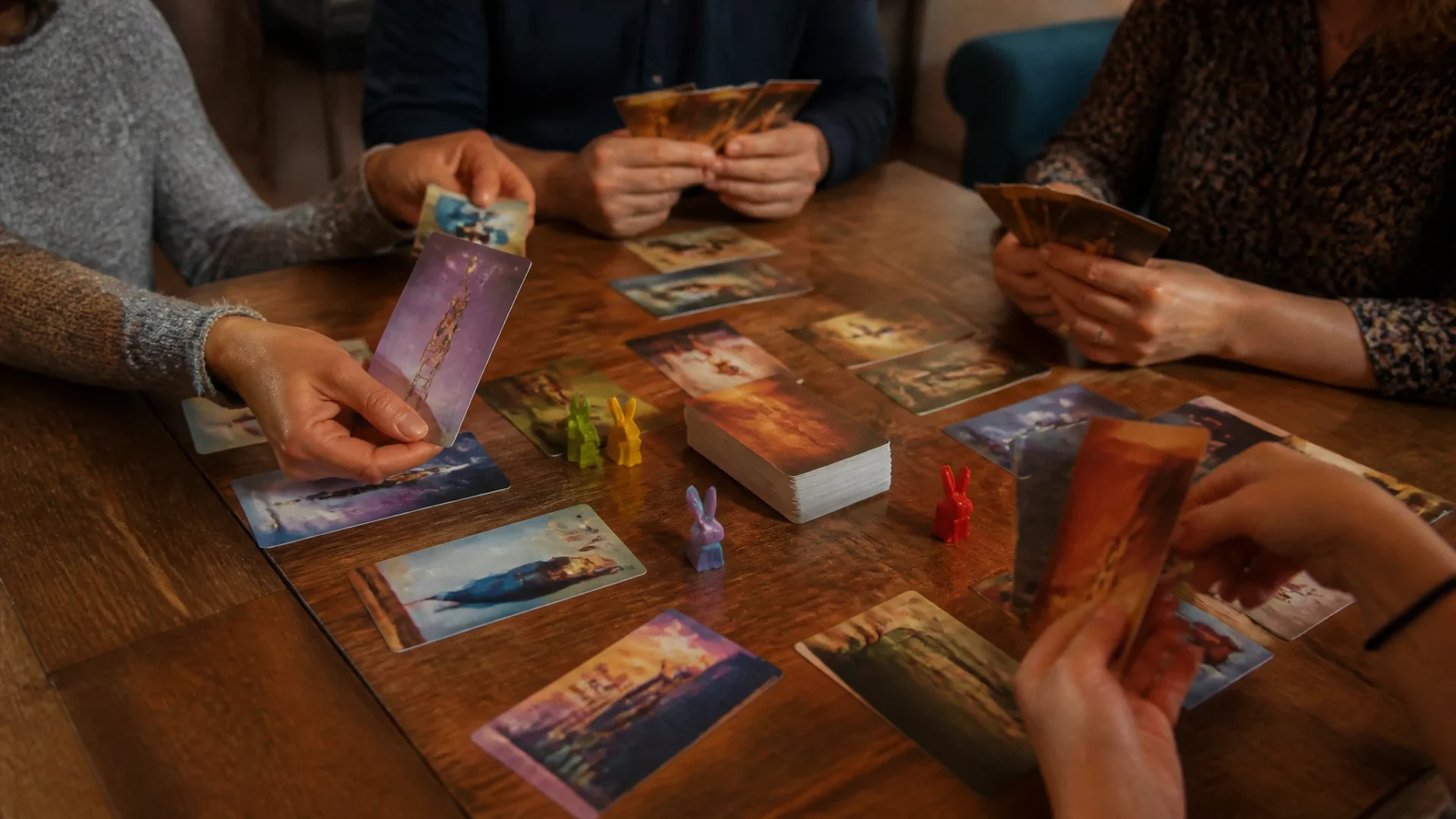 Quel est le meilleur jeu à jouer en groupe : Dixit et alternatives